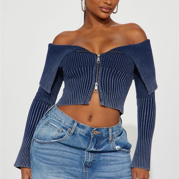 New cropped off the shoulder zip up sweater - Picture 1 of 3